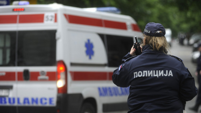 Napad nožem u Borči: Dve osobe teško povređene, prevezene u Urgentni centar