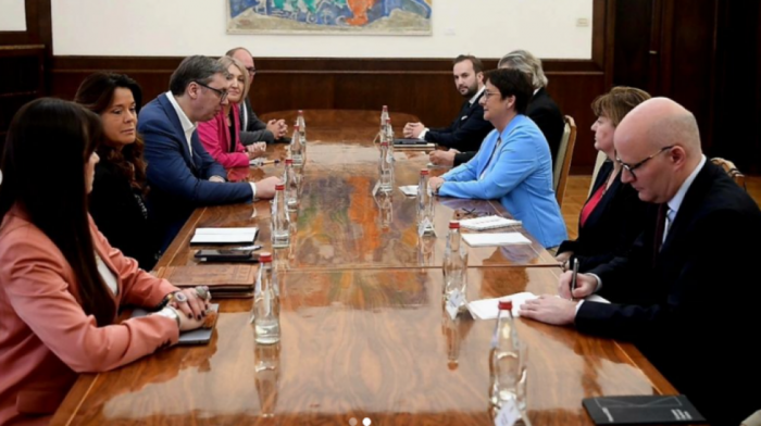 Vučić sa Lips: Srbija je privržena evrointegracijama i snaženju bilateralnih i ekonomskih odnosa sa Nemačkom