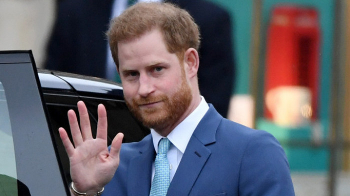 Loši odnosi u kraljevskoj porodici: Princ Hari od policije saznao da mu je umro deda
