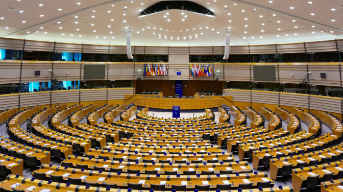 Evropski parlament traži bolju zaštitu ljudskih prava migranata, usvojen predlog rezolucije