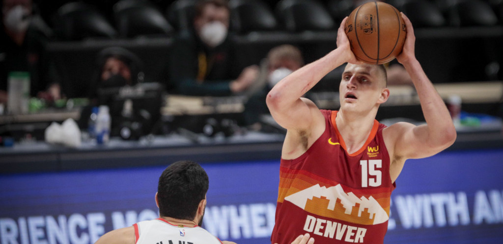 Jokić sa 38 poena vodio Denver do pobede i izjednačenja u seriji