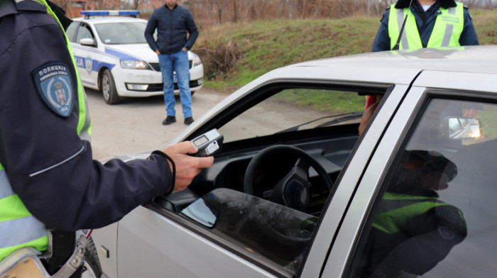 Pedesetogodišnjak u Nišu vozio sa 4,08 promila alkohola u krvi