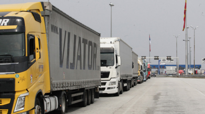 Putevi Srbije: Kamioni na Batrovcima čekaju 10 sati