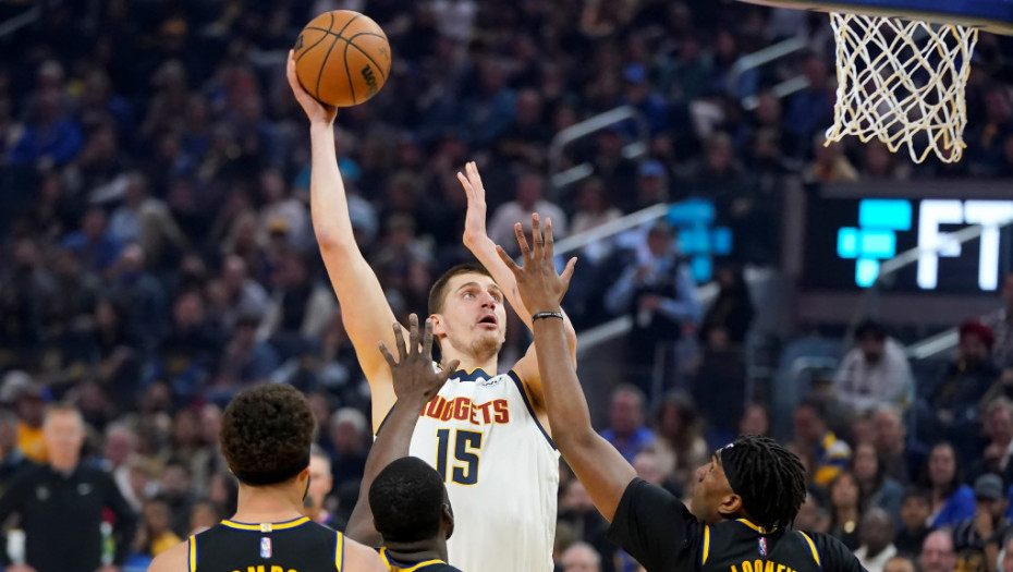 Denver poražen na startu plej-ofa NBA lige, Jokić nedovoljan Nagetsima