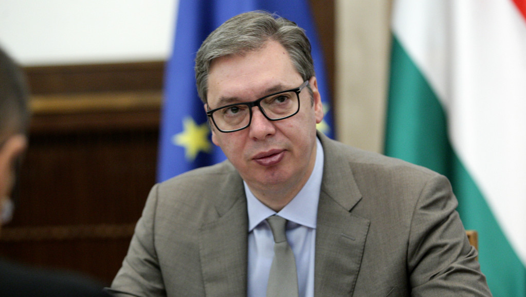 Vučić čestitao evropsko srebro Angelini Topić