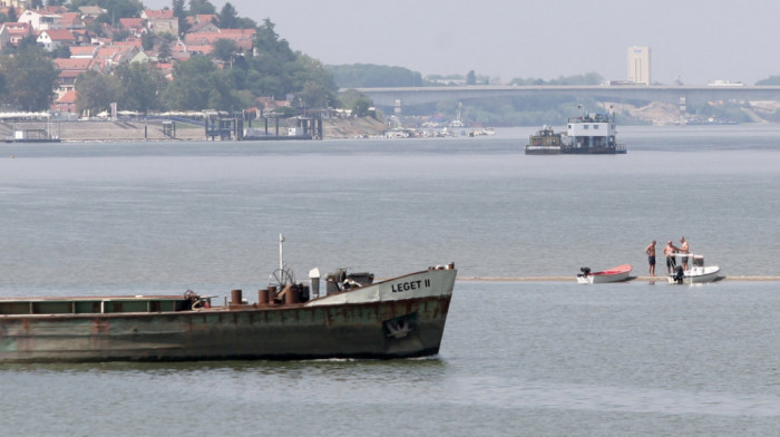 Uhapšen vozač glisera koji je izazvao nesreću na Savi kod Sremske Mitrovice: Čamac naleteo na gumu sa ljudima