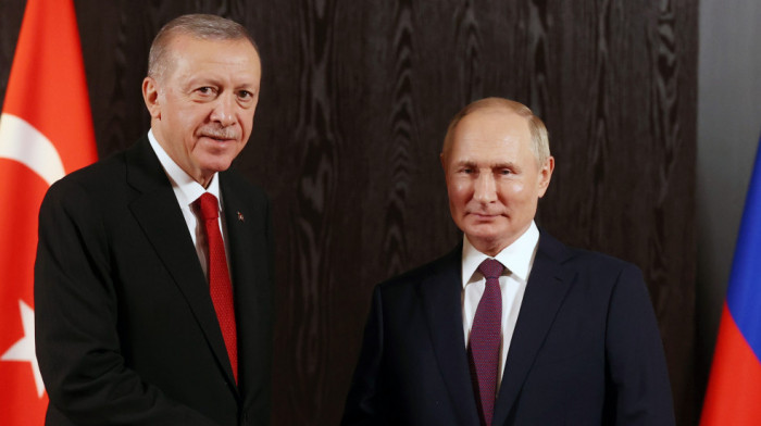 Putin sa Erdoganom i Si Đinpingom na marginama samita Šangajske organizacije za saradnju u Astani