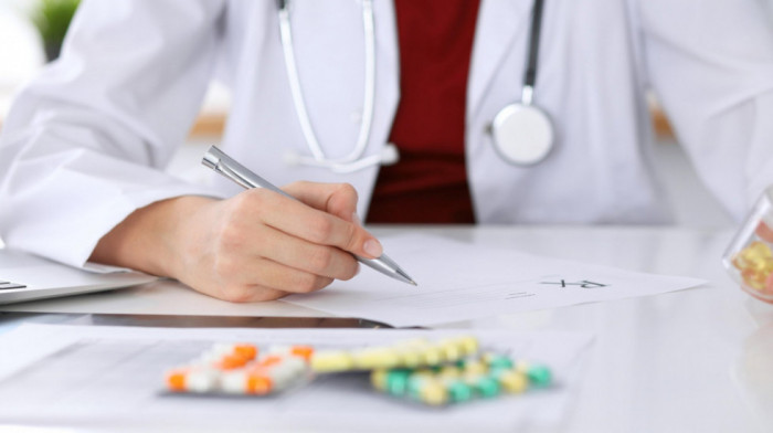 FDA: Nema dokaza da je uzimanje lekova za mršavljenje povezano sa suicidalnim mislima