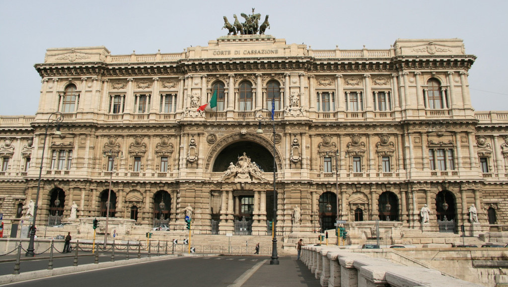 Vrhovni kasacioni sud Italije prelomio: Deca nemaju obavezu da viđaju svoje bake i deke ako to ne žele