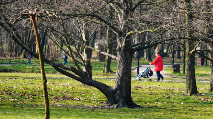 Toplo, ali promenljivo vreme: Danas do 17 stepeni, blagi pad temperature za vikend