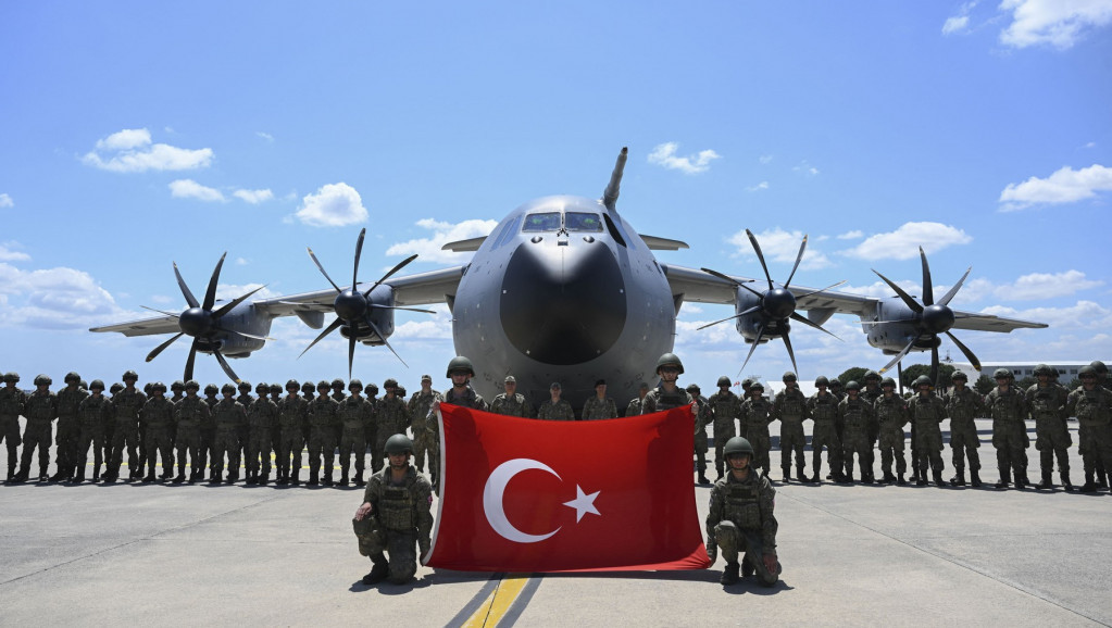 Dva vojnika poginula kada se srušio trenažni avion u Turskoj