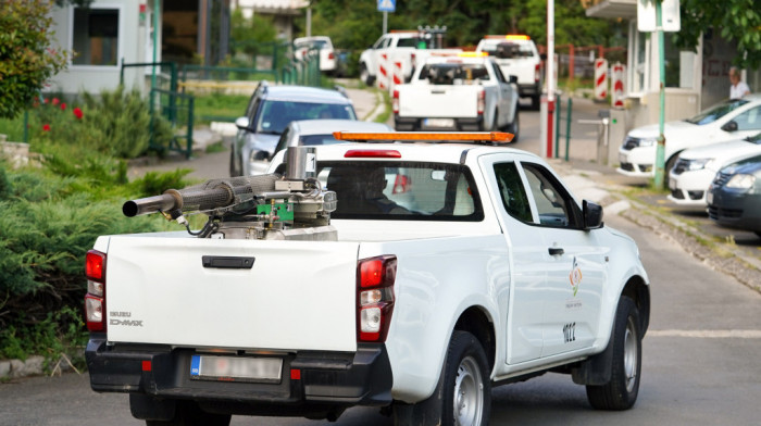 "Čistoća" i sutra nastavlja suzbijanje komaraca sa vode i zemlje u Beogradu