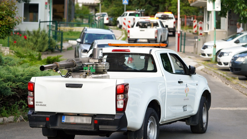 "Čistoća" i sutra nastavlja suzbijanje komaraca sa vode i zemlje u Beogradu