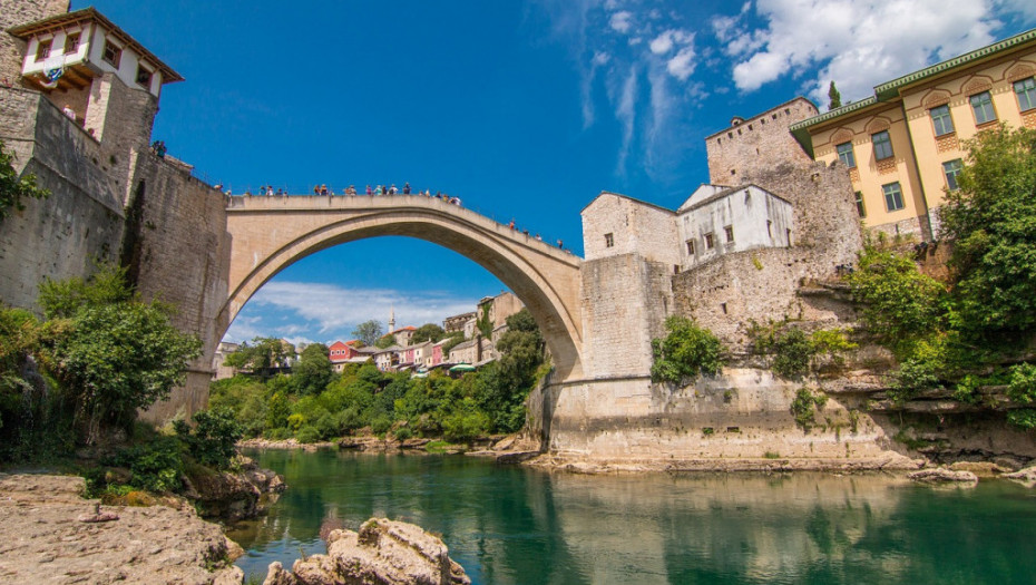 Sukob navijača u Mostaru, veći broj povređenih u dve mostarske bolnice