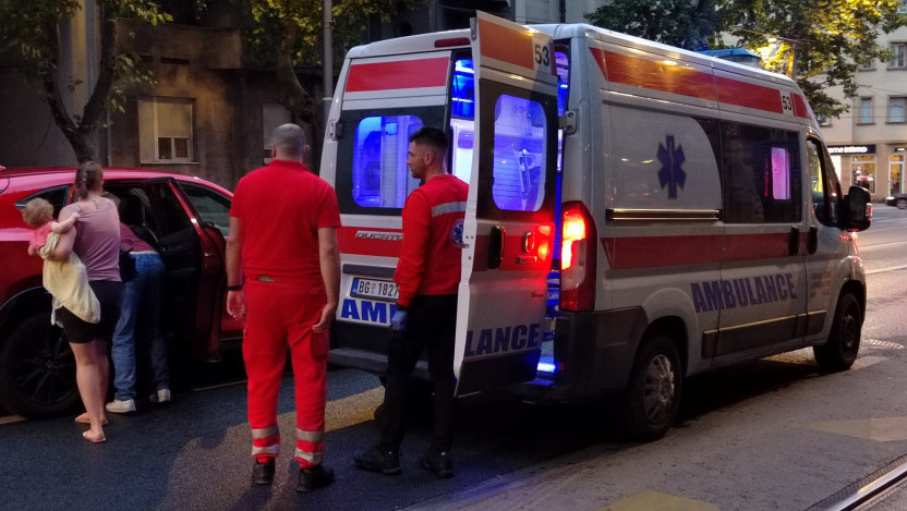 Noć u Beogradu: Hitna pomoć intervenisala 103 puta, bilo i poziva zbog alkoholisanosti na koncertu Ramštajna