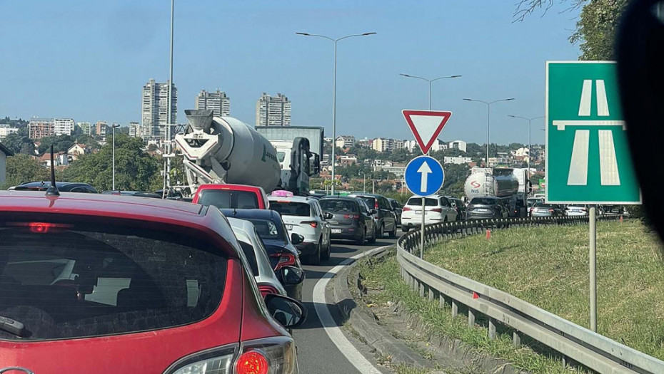 Od petlje Lasta do petlje Bubanj Potok sutra će se izvoditi radovi od 11 do 16 časova