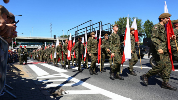 Poljska planira vojnu obuku za svakog muškarca zbog rastućih pretnji u Evropi