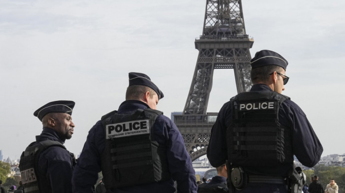 Francuski tinejdžer poslao 380 lažnih pretnji bombom