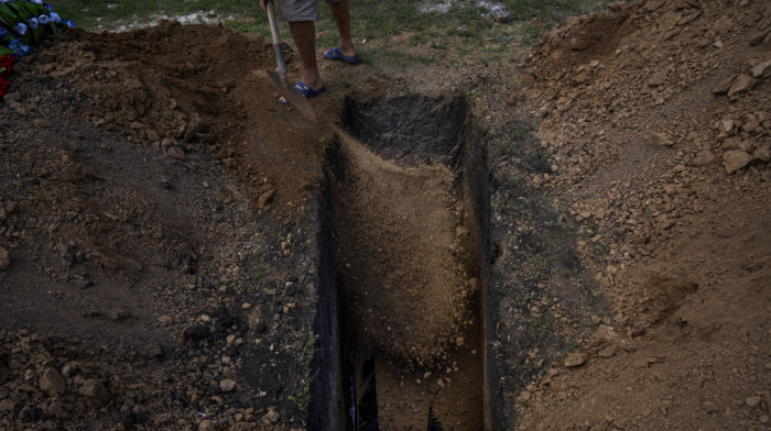 Turčin sam sebi iskopao grobno mesto pre smrti, noću u njemu spava