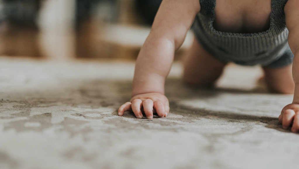 "Mit je da svi žele da se ostvare kao roditelji": Zbog čega se sve više ljudi u SAD odlučuje da nema decu?