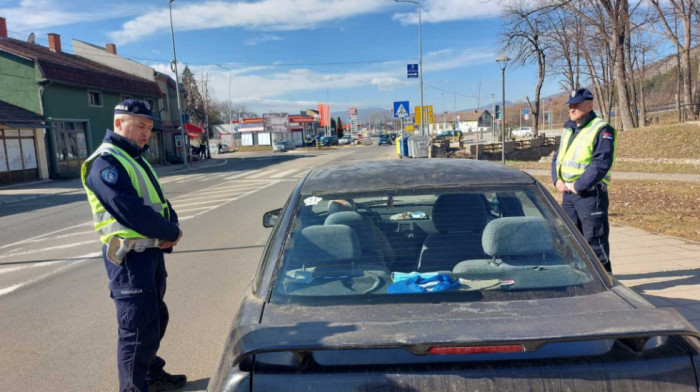 Nova mera protiv teških prekršaja: Saobraćajna policija za šest dana privremeno oduzela 11 vozila