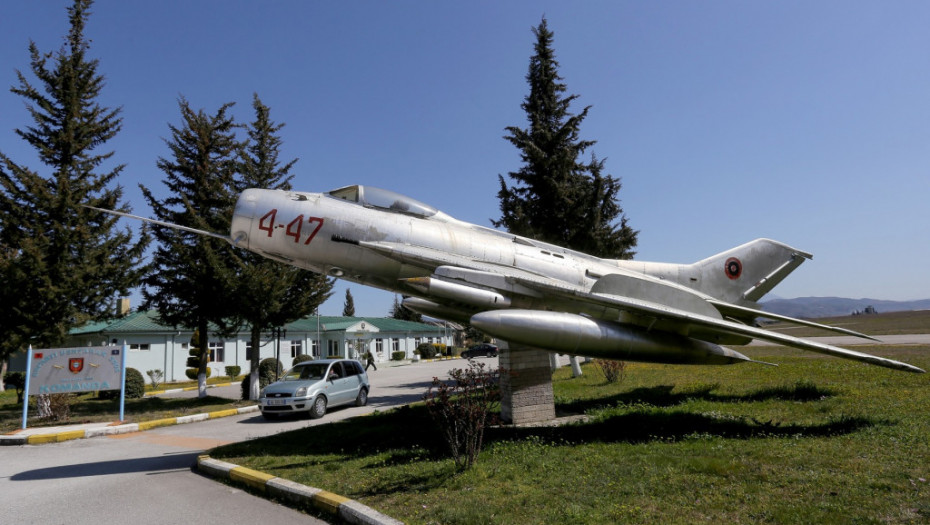 Vazduhoplovna baza Kučova u Albaniji stavljena u službu NATO-a