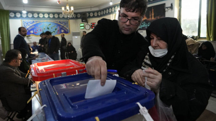 U Iranu danas drugi krug predsedničkih izbora