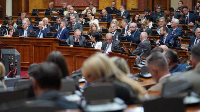Poslanici izglasali Izmene i dopune zakona: Omogućeno održavanje mnogih lokalnih izbora istovremeno sa beogradskim