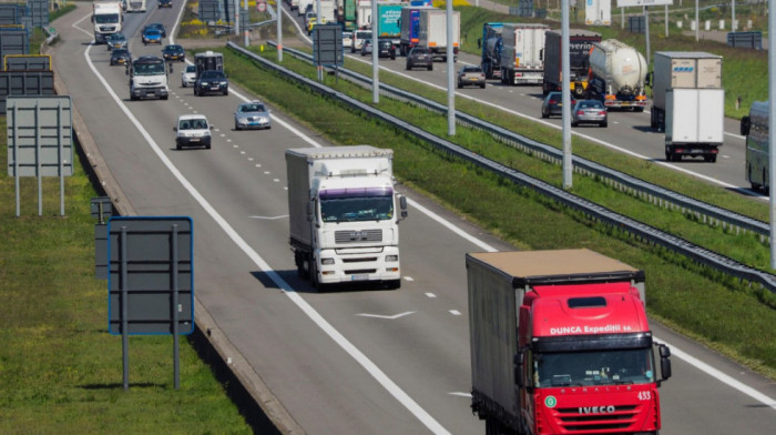 Nemačka od 1. jula naplaćuje putarinu za teretna vozila dozvoljene mase preko 3,5 tone