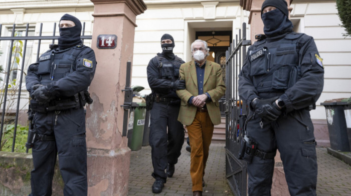 Istražitelji pronašli "listu za odstrel"': Teoretičari zavere "Građani Rajha" pred sudom u Nemačkoj zbog planiranja puča