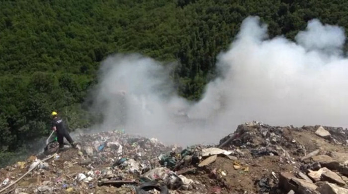 "Nema požara na deponiji Duboko": Nadležni iz Užica demantovali navode da ponovo gori deponija