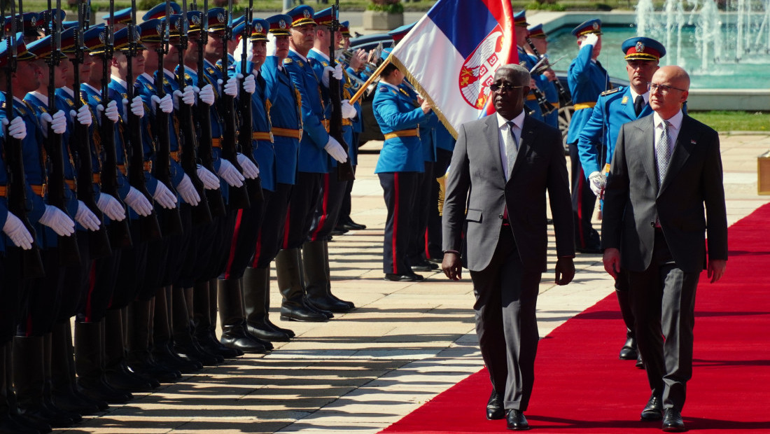 Vučević ispred Palate Srbije dočekao predsednika Vlade Republike Gabon
