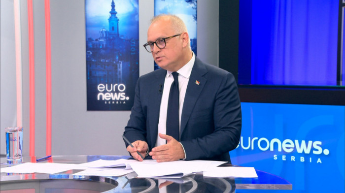 Vesić za Euronews Centar: Nadam se da rezolucija o Srebrenici neće uticati na infrastrukturne radove i odnose sa BiH