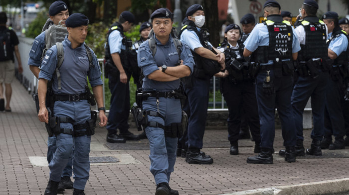 Sud u Hong Kongu osudio na zatvorske kazne dvojicu novinara zbog podsticanja pobune