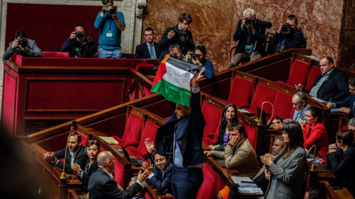 Francuski poslanik nakon incidenta sa palestinskom zastavom: Radije sam na pravoj strani istorije