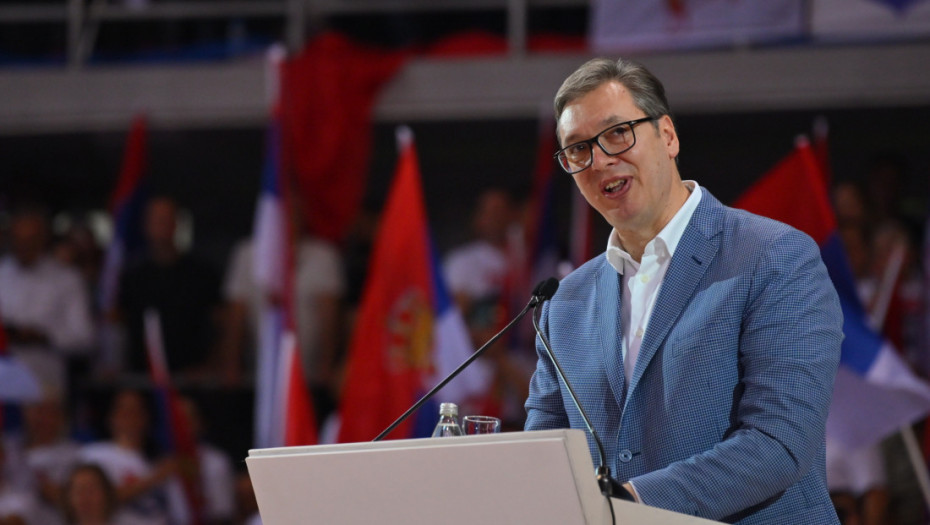 Vučić na završnoj konvenciji u Nišu: Poželeće da nas vrate u prošlost i zakatanče fabrike