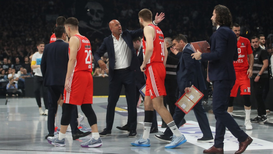 Oglasila se i Crvena zvezda posle prekida derbija