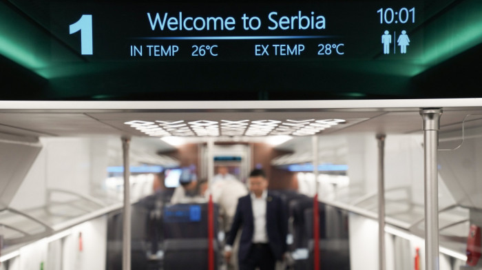 Novi voz Soko dugačak je 103 metra i razvija brzinu do 200km/h, Vučić: "Od Beograda do Subotice za sat i 10 minuta"
