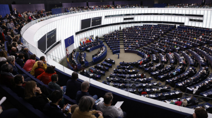 Od sajber napada i protesta do ubadanja nožem: Izbori za Evropski parlament praćeni nasiljem i napetostima