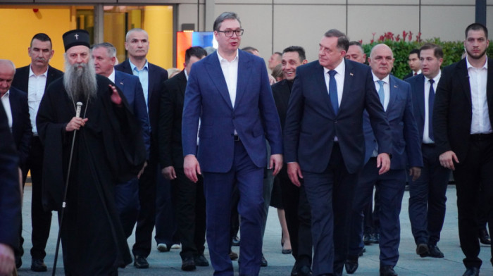 Ne stišavaju se reakcije posle Svesrpskog sabora: Vučić najavio odgovor američkoj ambasadi u Sarajevu