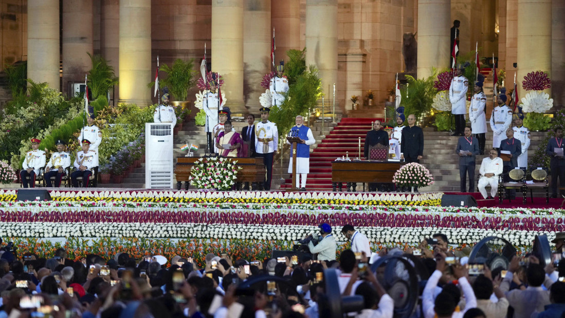 Modi položio zakletvu za treći mandat, ceremoniju u Nju Delhiju obezbeđivalo 2,500 policajaca