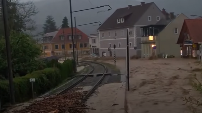 Snažno nevreme napravilo haos u Tirolu: Poplave i klizišta najteže pogodili dva grada u Austriji (VIDEO)