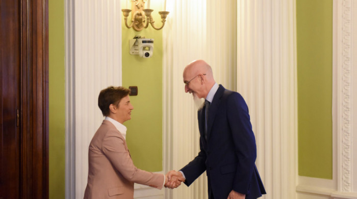 Brnabić razgovarala sa italijanskim ambasadorom o značaju saradnje dva parlamenta