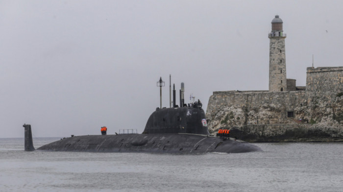 Podmornica mornarice SAD uplovila u zaliv Gvantanamo, na Kubi i ruski brodovi