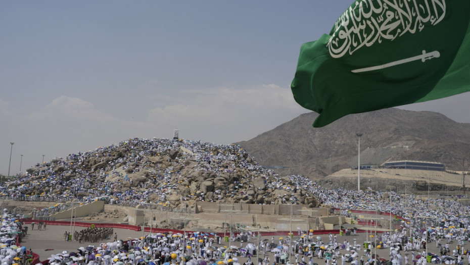 Velike poplave pogodile delove Meke i Medine u Saudijskoj Arabiji nakon obilnih kiša