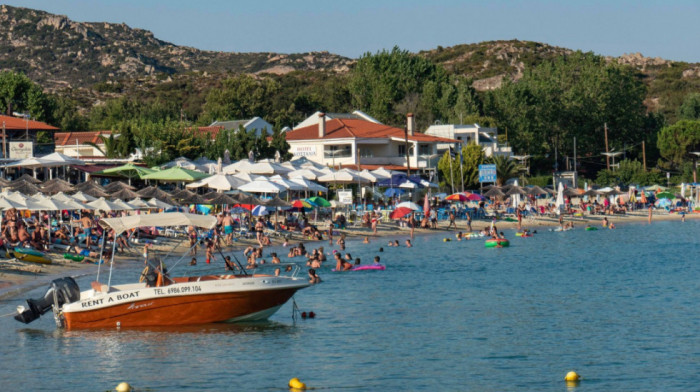 Sve veći broj turista na Halkidikiju, ali privrednici nisu zadovoljni rezultatima