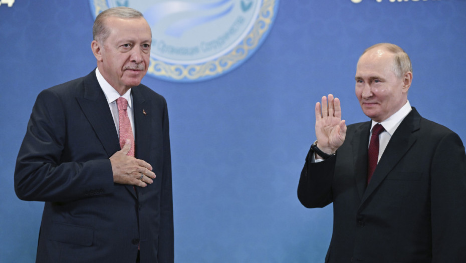 Kremlj: Putin i Erdogan razgovarali telefonom o bilateralnim odnosima