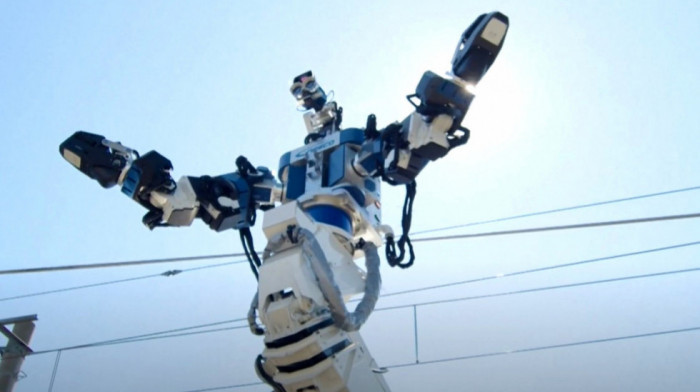 Kao lik iz naučno-fantastičnih filmova: Japanska železnica "zaposlila" ogromnog humanoidnog robota