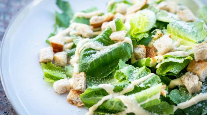 Srećan Dan Cezar salate (bez piletine i slanine): Priča o dvojici braće i kontroverznom receptu koji je osvojio svet