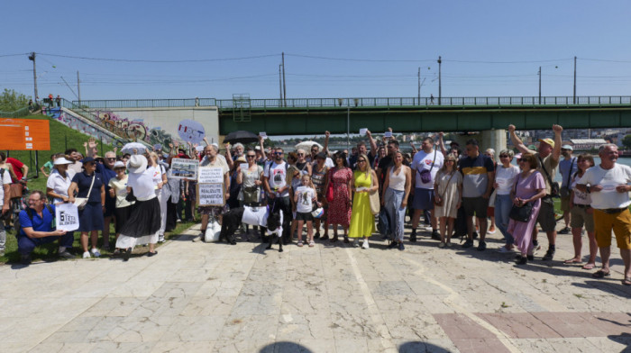 Održan protest zbog rušenja Savskog mosta